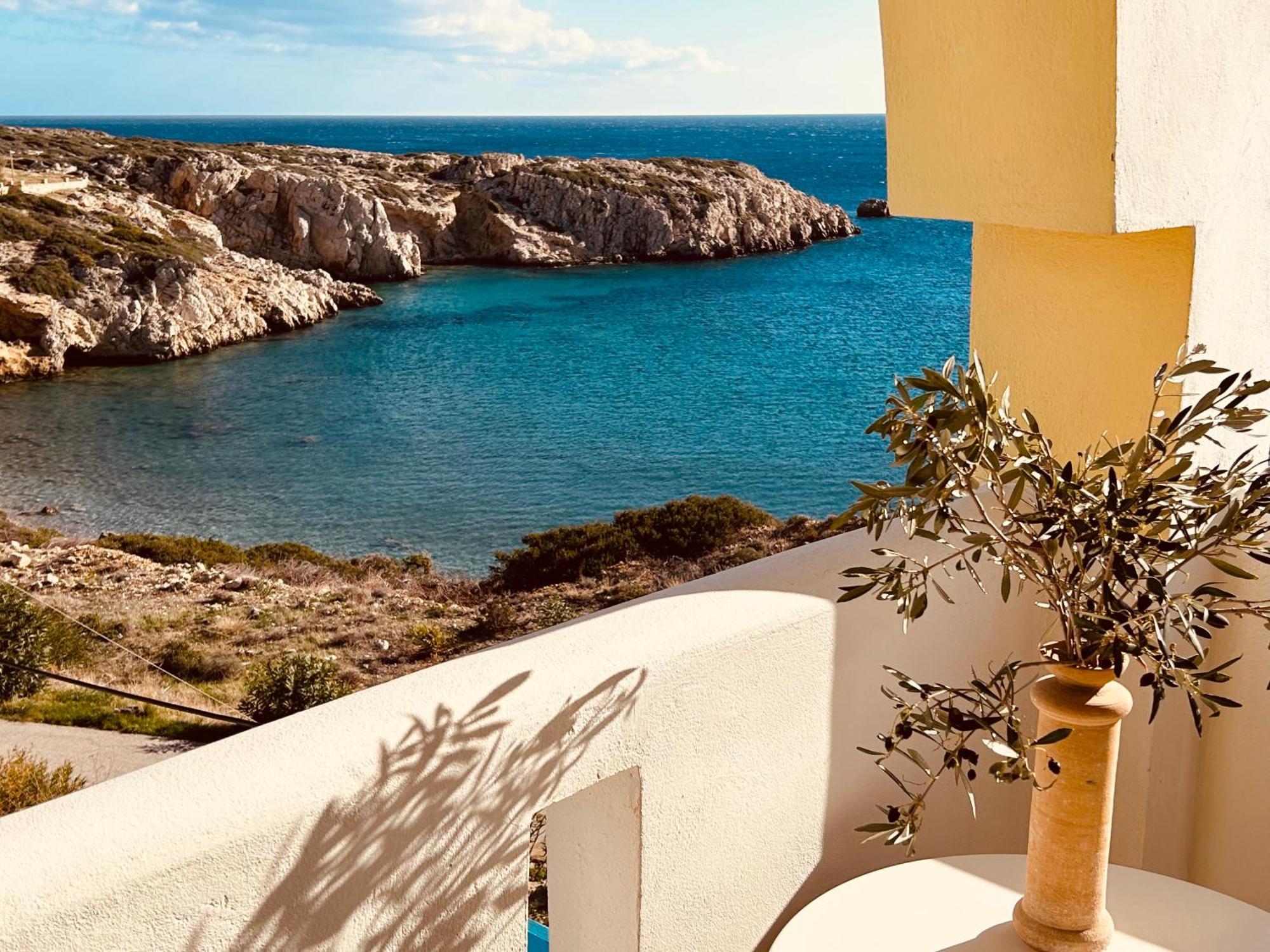 Studios Fokia Beach Амупи Экстерьер фото